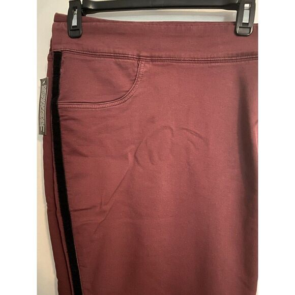 DENIM & CO 5XL Comfy Knit Pull-on Burgundy Denim w/ Black Velvet Stipe NEW (B9) - Picture 1 of 7